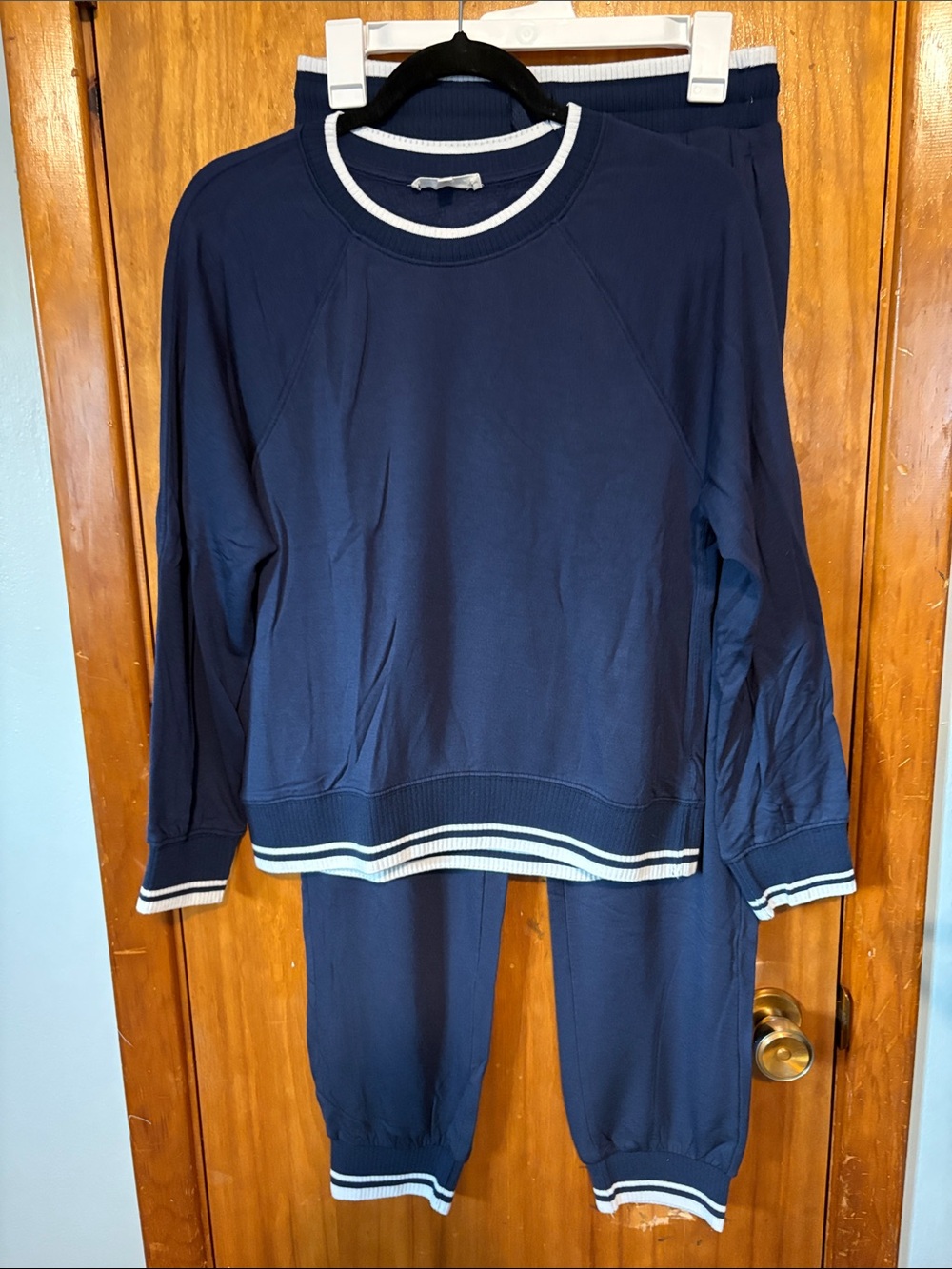 Workshop Republic Women's Navy and White Jogger Set - Size M